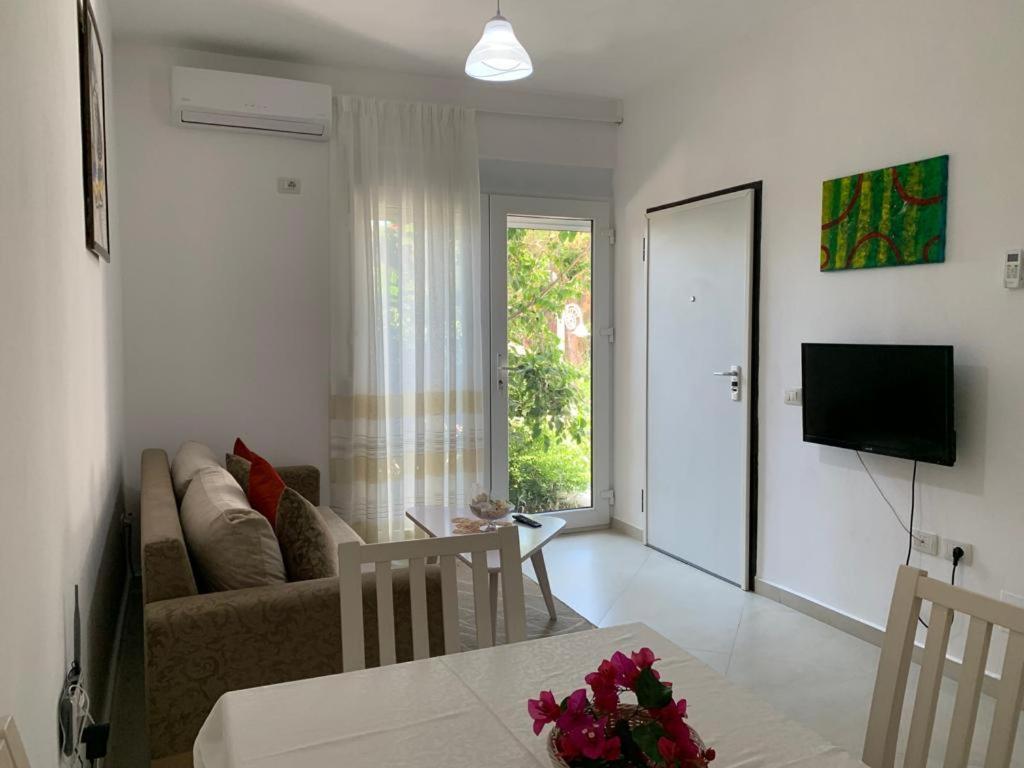Bellavista Apartments Bougainville Bay Saranda Dış mekan fotoğraf