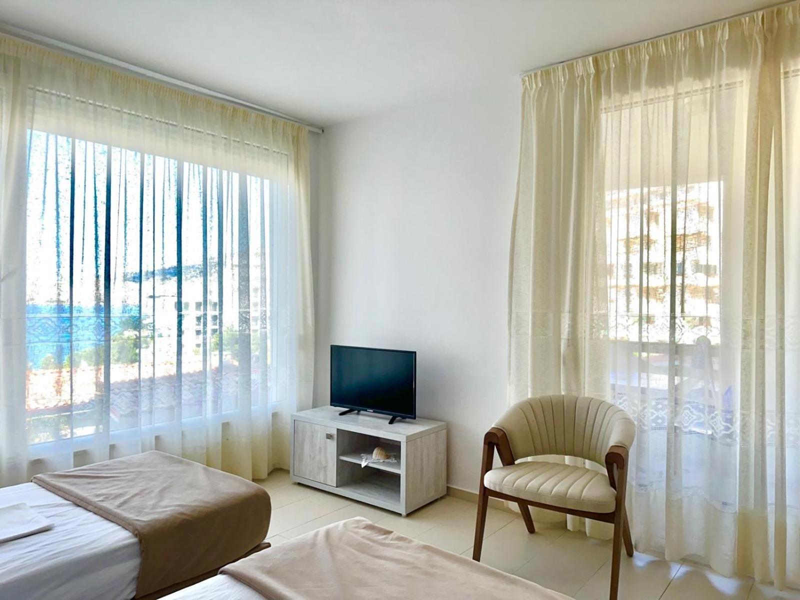 Bellavista Apartments Bougainville Bay Saranda Dış mekan fotoğraf