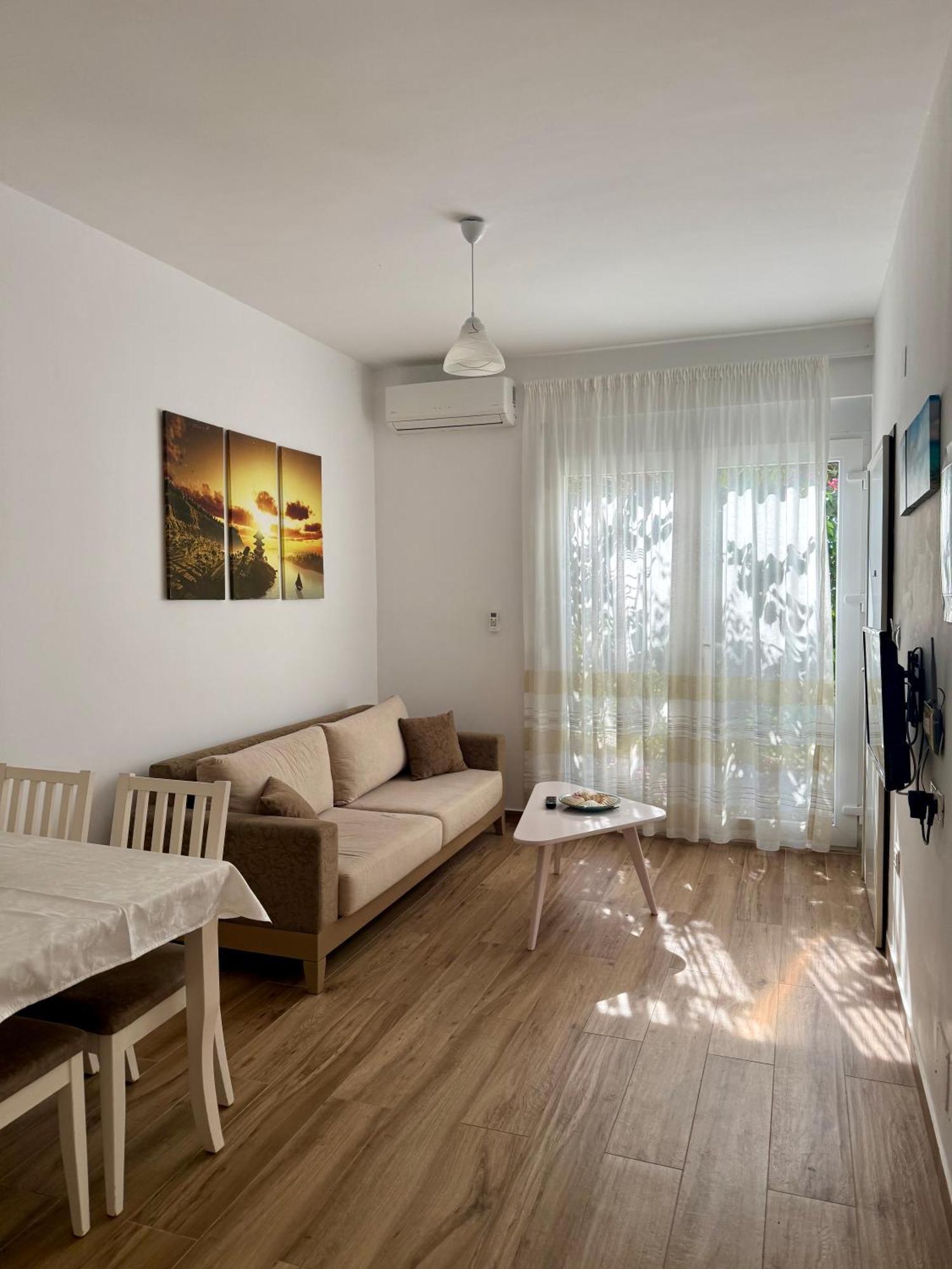 Bellavista Apartments Bougainville Bay Saranda Dış mekan fotoğraf