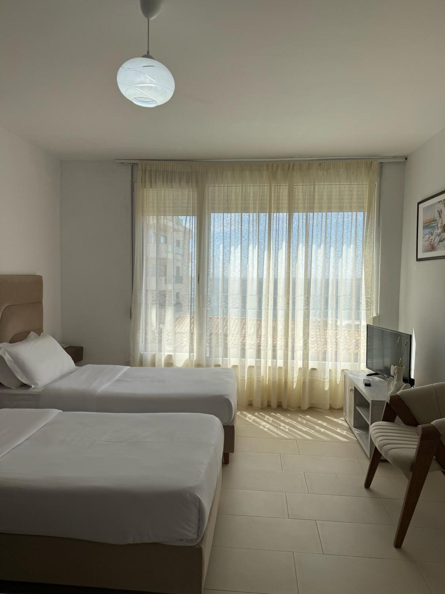 Bellavista Apartments Bougainville Bay Saranda Dış mekan fotoğraf